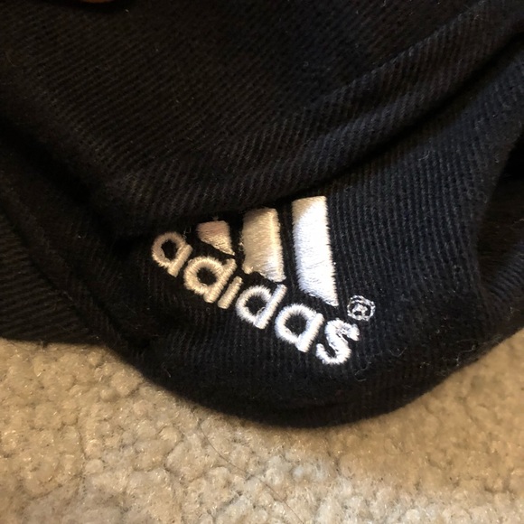 Wisconsin Baseball Cap - Picture 2 of 3